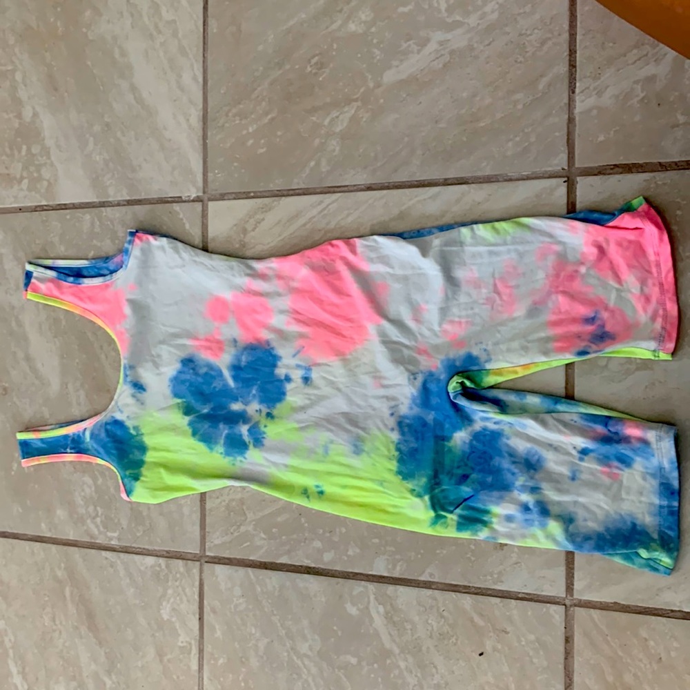 Tie dye rumple